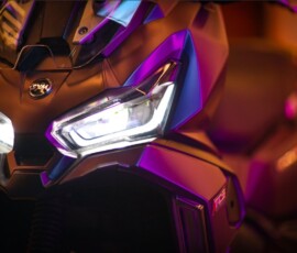 Dafra ADXTG 150 detalhe farol Dafra ADXTG 150 detalhe farol