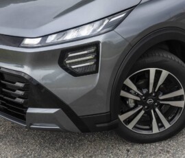 Nissan Kait detalhe dianteira Nissan Kait detalhe dianteira