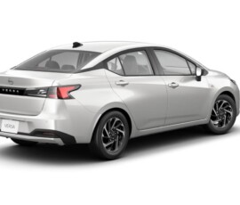 Nissan Versa 2027 Advance Nissan Versa 2027 traseira