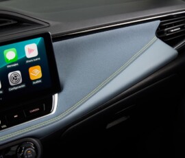 Nissan Versa 2027 interior detalhe painel Nissan Versa 2027 interior detalhe painel