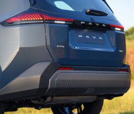 Toyota RAV4 2026 traseira lanternas Toyota RAV4 2026 traseira lanternas