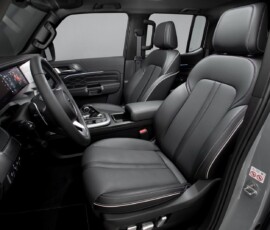 Tank 300 Flex interior bancos dianteiros Tank 300 Flex interior bancos dianteiros