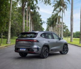 Renault Koleos traseira Renault Koleos traseira