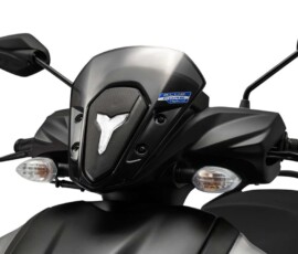 Yamaha ZR detalhe luz de condução diurna Yamaha ZR detalhe luz de condução diurna