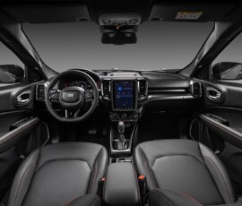 Fiat Toro Ultra MHEV 2027 interior Fiat Toro Ultra MHEV 2027 interior