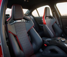 BMW M3 CS Handschalter interior BMW M3 CS Handschalter interior