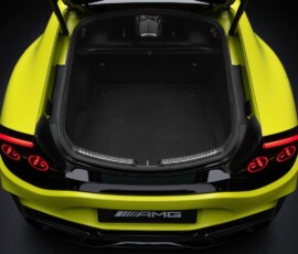 Mercedes AMG GT 2027 interior 4 doors (4 portas) porta malas trunk Mercedes AMG GT 2027 interior 4 doors (4 portas) porta malas trunk