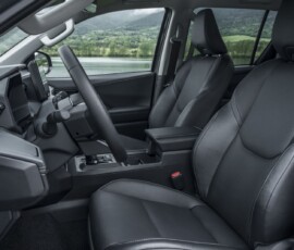 Toyota Hilux 2027 BEV (elétrica) interior Toyota Hilux 2027 BEV (elétrica) interior