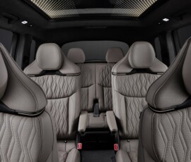 Studio photo, interior, view through the cabin showing the rows of seats Audi Q9