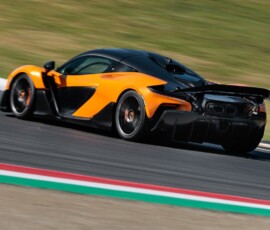 McLaren W1 traseira McLaren W1 traseira