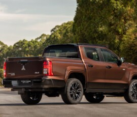 Mitsubishi Triton BF///MF traseira Mitsubishi Triton BF///MF traseira