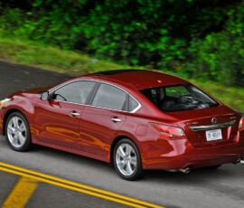 Nissan Altima 2013 traseira Nissan Altima 2013 traseira