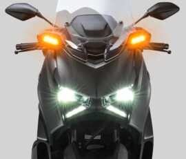 Yamaha XMAX 300 2027 farol de LED Yamaha XMAX 300 2027 farol de LED