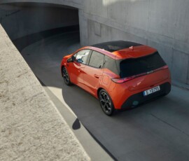 BYD Dolphin G DM-i 2027 traseira rear view BYD Dolphin G DM-i 2027 traseira rear view