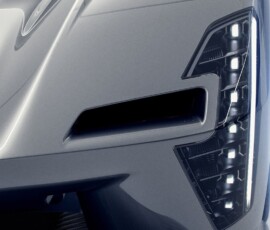 Cadillac V One Concept detalhe farol Cadillac V One Concept detalhe farol
