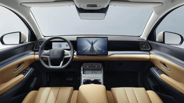 BYD Song Pro 2027 interior bege creme BYD Song Pro 2027 interior bege creme