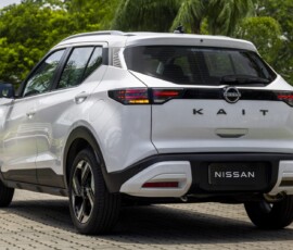 Nissan Kait traseira Nissan Kait traseira