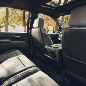 Chevrolet Silverado HD 2027 interior banco traseiro Chevrolet Silverado HD 2027 interior banco traseiro