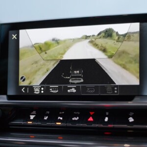 Chevrolet Silverado HD 2027 interior câmera 360 graus Chevrolet Silverado HD 2027 interior câmera 360 graus
