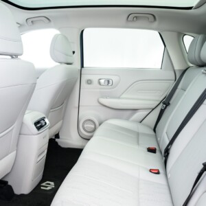 Leapmotor B10 Ultra híbrido interior banco traseiro Leapmotor B10 Ultra híbrido interior banco traseiro