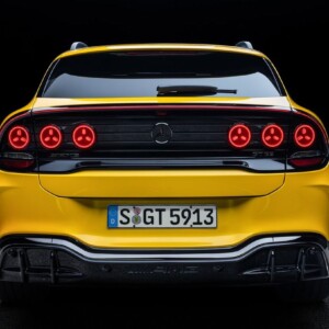 Mercedes AMG GT SUV traseira detalhe lanternas Mercedes AMG GT SUV traseira detalhe lanternas