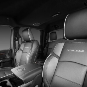RAM 2500 Laramie Night Edition interior bancos RAM 2500 Laramie Night Edition interior bancos